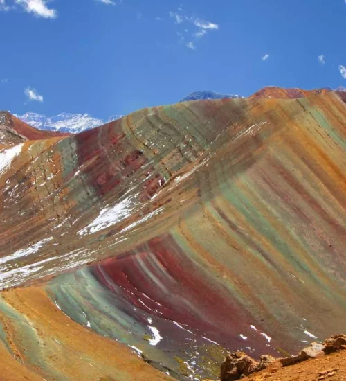 palcoyo-rainbow-mountain-012-01
